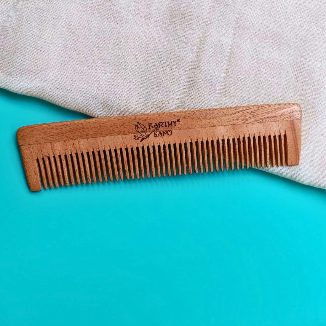 Earthy Sapo Fine-Tooth Neem Wood Comb for Thin and Straight Hair