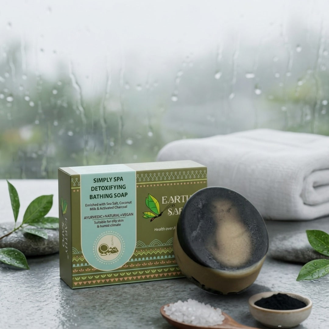 Earthy Sapo Simply Spa Detoxifying Bathing Soap made with sea salt, activated charcoal and coconut milk.